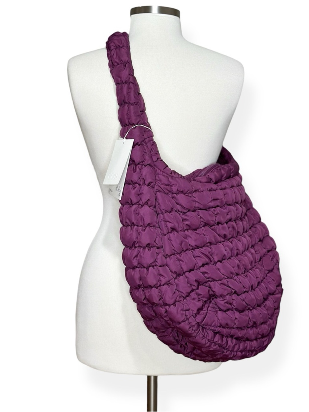 COS Oversized Quilted Large Crossbody Bag - Purple - Picture 4 of 9